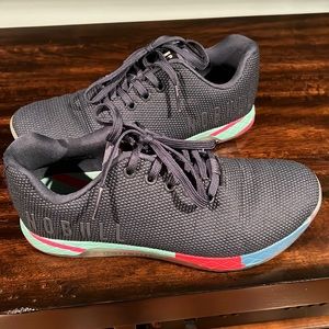 NAVY LIGHTNING TRAINER (WOMEN'S) Size 9